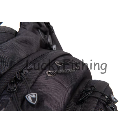 Fox Rage Camo Voyager Chest Pack Táska