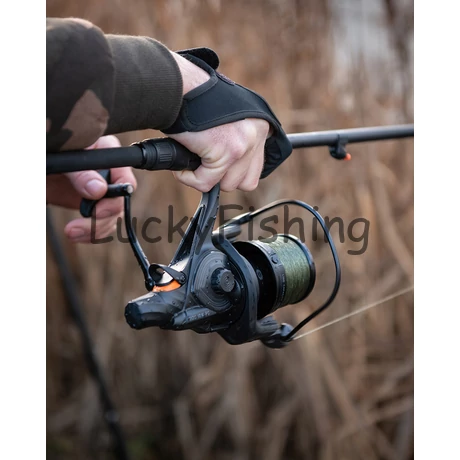 Fox EOS 12000 FS Reel Nyeletőfékes Távdobó Orsó 2026