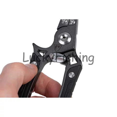 Fox Rage Belt Pliers Multifunkcionális Fogó 18cm