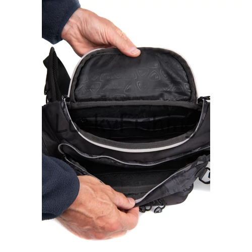 Fox Rage Camo Voyager Belt Bag Táska