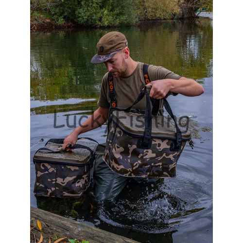 Fox Aquos Camolite Coolbag vízálló Sokoldalú tároló 20L 37×22×27,5cm