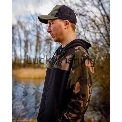 FOX LW Black/Camo Split Zip Hoody Zippzáros Pulóver 2XL