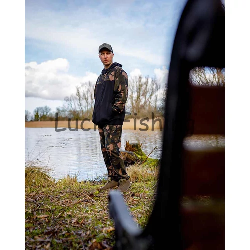 FOX LW Black/Camo Split Zip Hoody Zippzáros Pulóver 2XL
