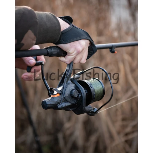 Fox EOS 12000 FS Reel Nyeletőfékes Távdobó Orsó 2026