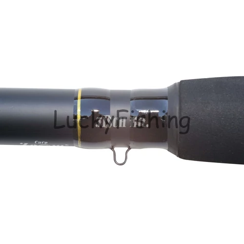 Carp Zoom Entrant Bigfish EBF harcsázó bot