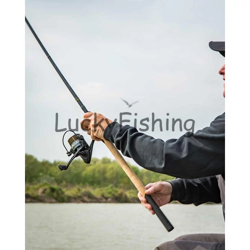 Matrix Aquos Ultra Reels 3000 Elsőfékes Feeder Orsó