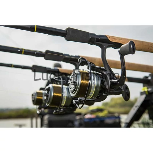 Matrix Aquos Ultra Reels 3000 Elsőfékes Feeder Orsó